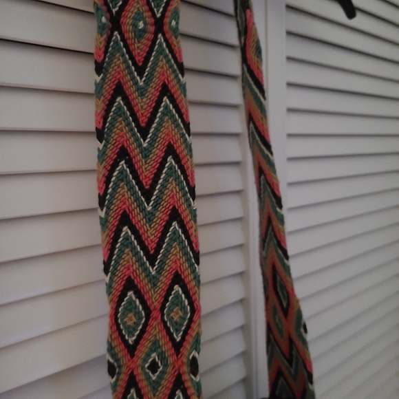 Wayuu boho bag with Swarovski embellishments - Picture 4 of 8